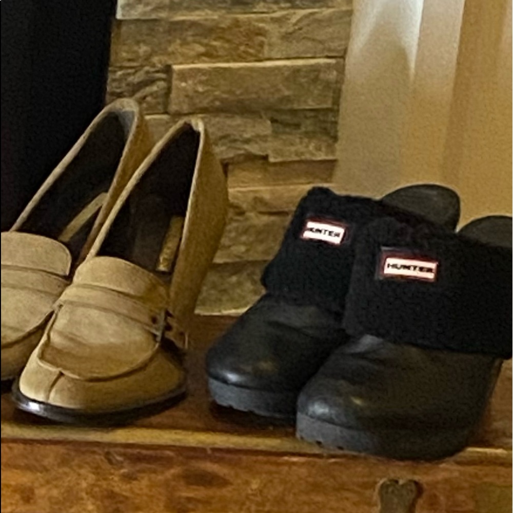 Hunter Furry Clogs